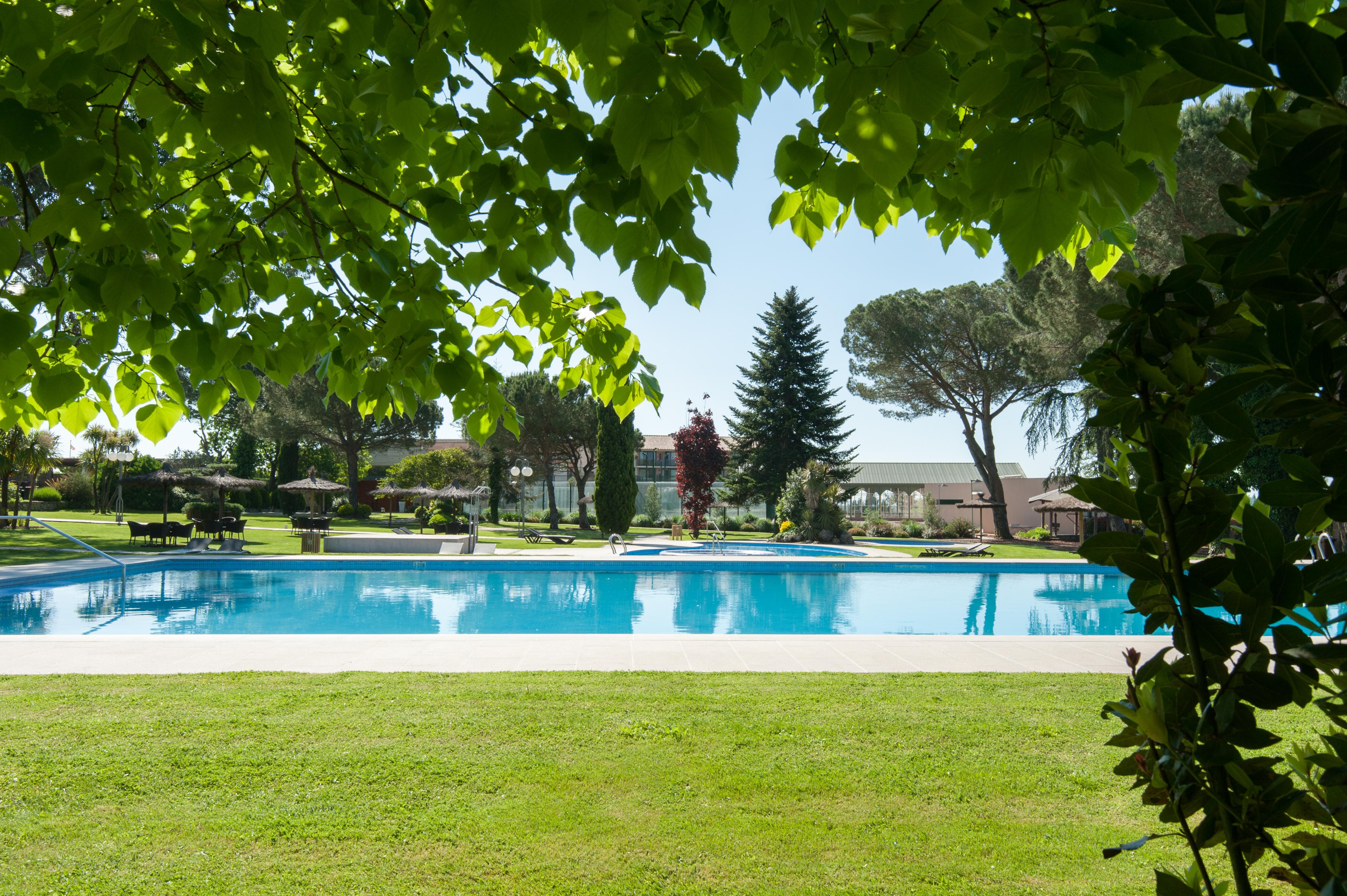 Hotel Mas Sola Santa Coloma De Farners Bagian luar foto